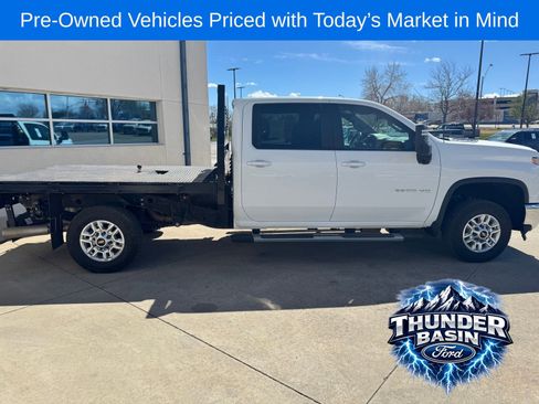 Used 2024 Chevrolet Silverado 2500 LT w/ Convenience Package AWD/4WD image 6