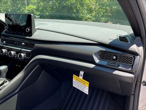 Used 2025 Acura Integra A-Spec image 14