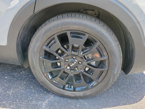 Used 2022 Kia Telluride SX w/ SX Prestige Package AWD/4WD image 39