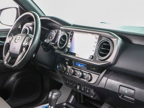 Used 2023 Toyota Tacoma TRD Off-Road image 26