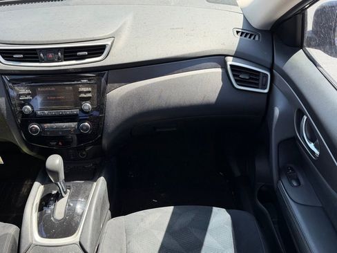 Used 2016 Nissan Rogue S FWD image 10