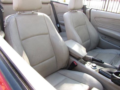 Used 2008 BMW 128i Convertible image 23