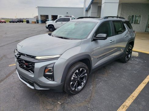 Used 2025 Chevrolet Equinox RS w/ Safety and Technology Package image 17