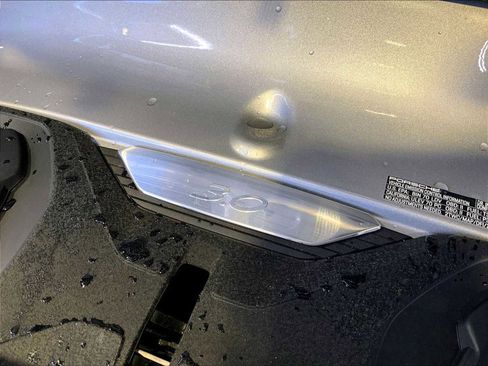 Certified 2024 Porsche 911 Carrera T RWD image 33
