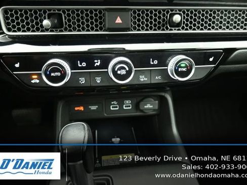 Used 2022 Honda Civic Touring image 32