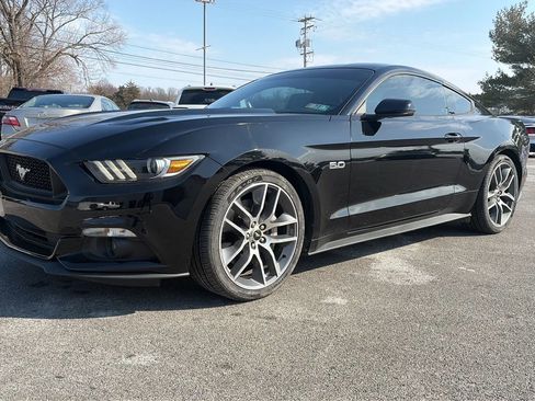 Used 2015 Ford Mustang GT Premium image 7