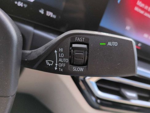 Certified 2022 BMW i4 eDrive40 w/ M Sport Package RWD image 28