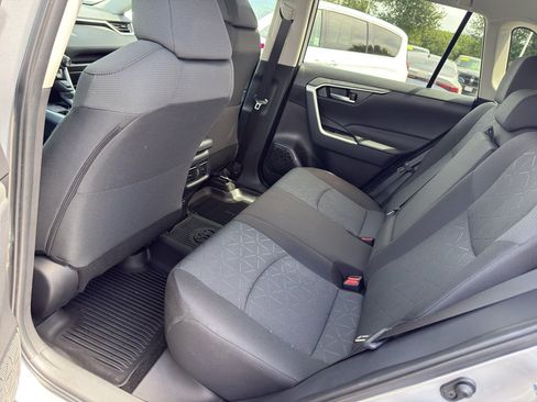 Used 2024 Toyota RAV4 XLE AWD/4WD image 15