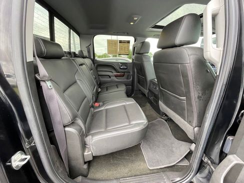 Used 2017 GMC Sierra 1500 SLT AWD/4WD image 24