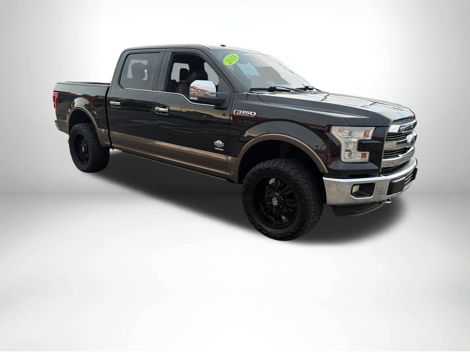 Used 2015 Ford F150 King Ranch w/ Equipment Group 601A Luxury AWD/4WD image 9