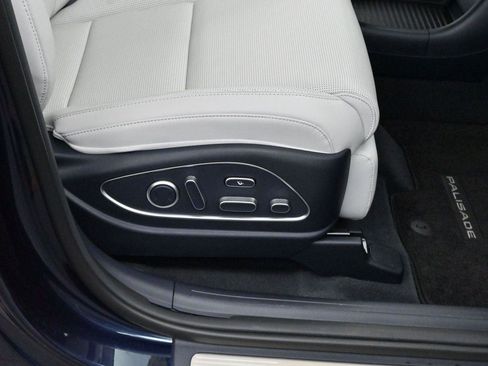 Used 2026 Hyundai Palisade Calligraphy FWD image 40