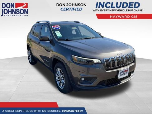 Used 2019 Jeep Cherokee Latitude Plus w/ Comfort/Convenience Group AWD/4WD image 1