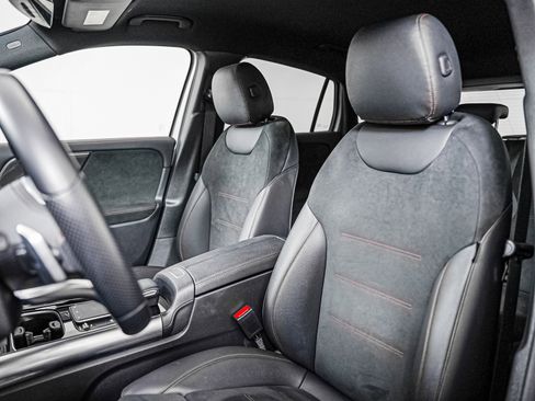 Certified 2023 Mercedes-Benz GLA 250 4MATIC image 8