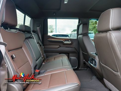 Used 2023 GMC Sierra 1500 Denali image 9
