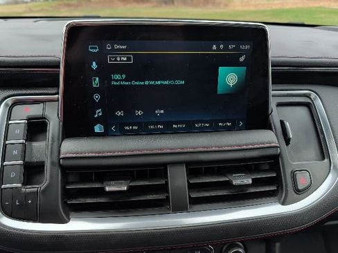 Used 2023 Chevrolet Suburban RST w/ Luxury Package AWD/4WD image 13