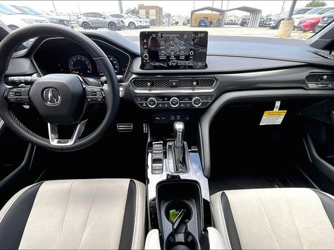 Used 2025 Acura Integra A-Spec FWD image 18