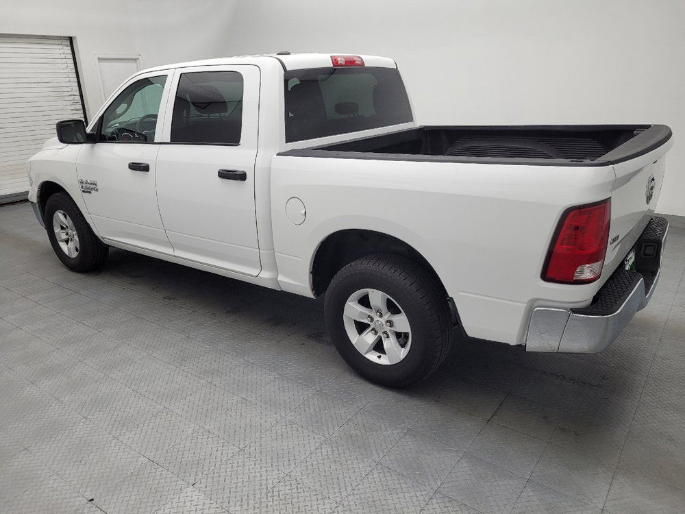 Used 2022 RAM 1500 Classic SLT RWD image 3
