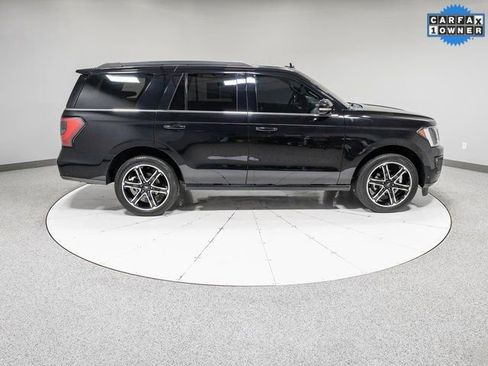 Used 2021 Ford Expedition Limited image 32