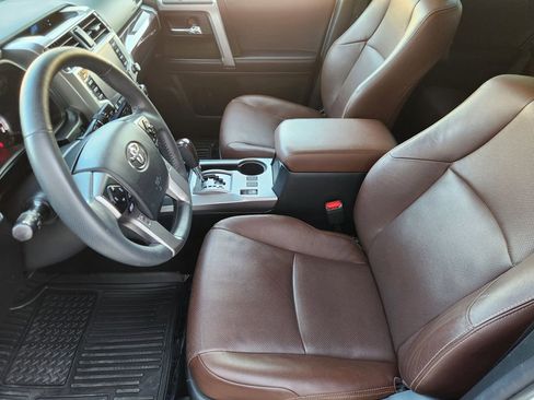 Used 2022 Toyota 4Runner Limited image 8