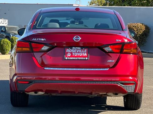 Used 2022 Nissan Altima 2.5 SV AWD/4WD image 8