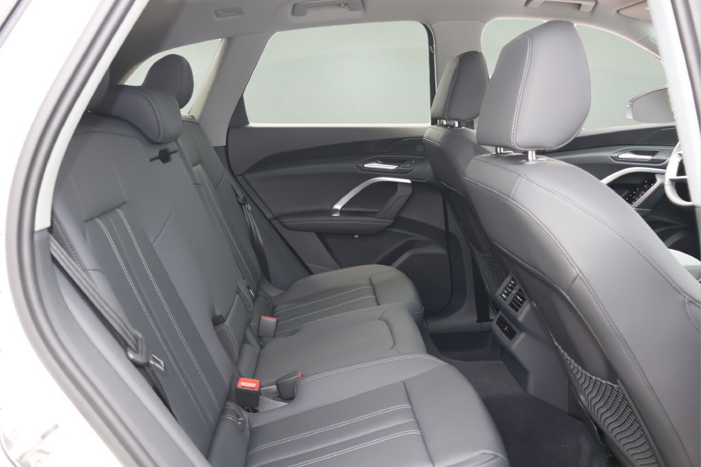 New 2026 Audi Q5 2.0T AWD/4WD image 16