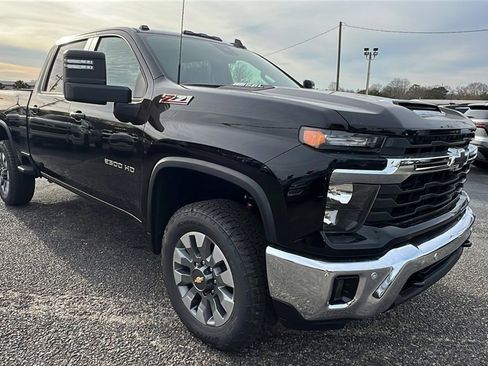 New 2026 Chevrolet Silverado 2500 LT w/ All Star Edition image 3