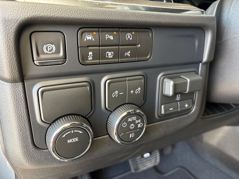 New 2026 Chevrolet Suburban Premier w/ Sun And Tow Package RWD image 15