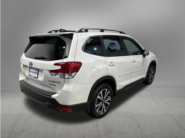 Used 2024 Subaru Forester Limited AWD/4WD image 5