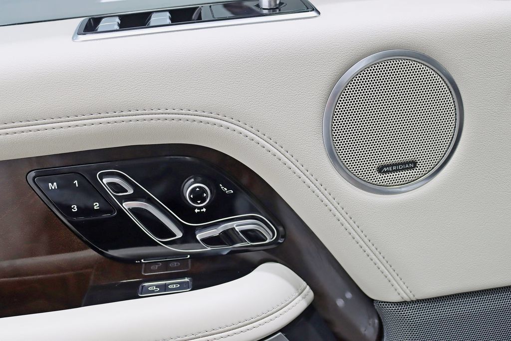 Used 2020 Land Rover Range Rover HSE AWD/4WD image 31