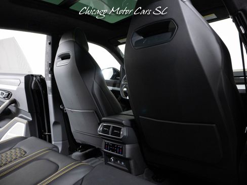 Used 2021 Lamborghini Urus AWD/4WD image 57