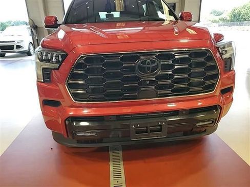 Used 2024 Toyota Sequoia Platinum AWD/4WD image 24