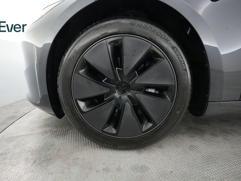 Used 2025 Tesla Model 3 Long Range RWD image 19