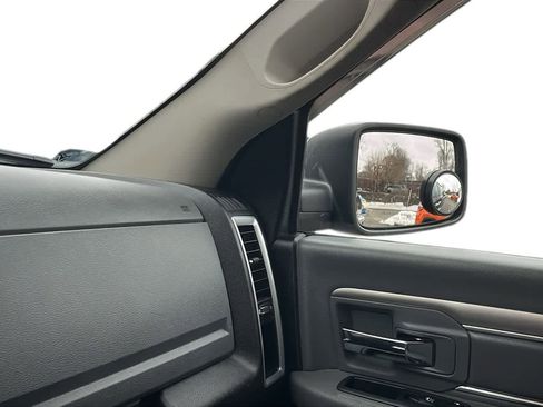 Used 2018 RAM 2500 SLT image 16