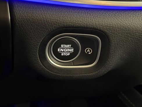 Used 2023 Mercedes-Benz GLS 450 4MATIC image 22
