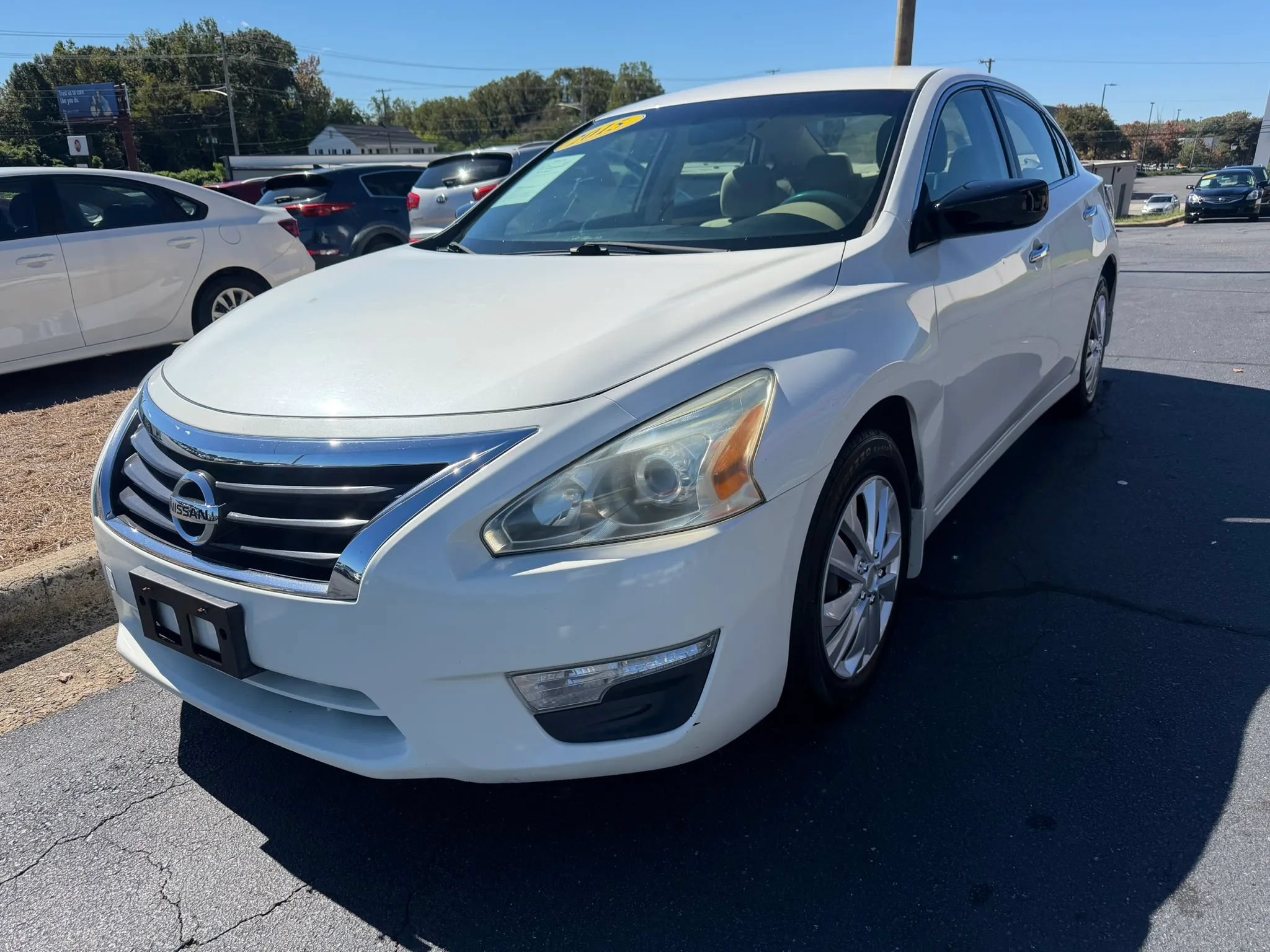Used 2015 Nissan Altima 2.5 S w/ Power Driver Seat Package FWD image 3