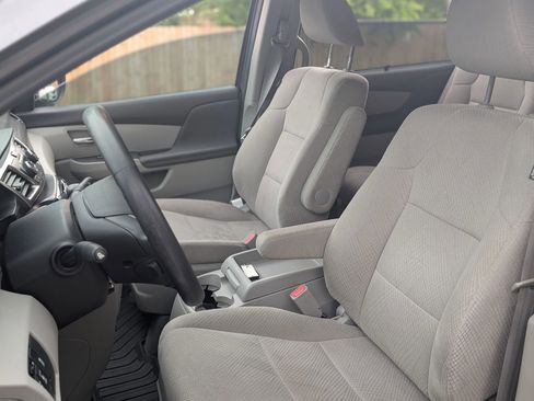 Used 2014 Honda Odyssey EX image 11