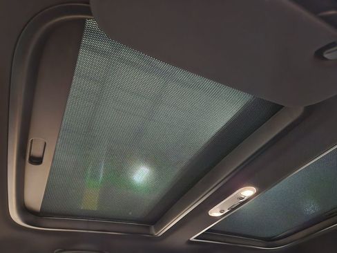 Used 2019 MINI Cooper 4-Door Hardtop image 44