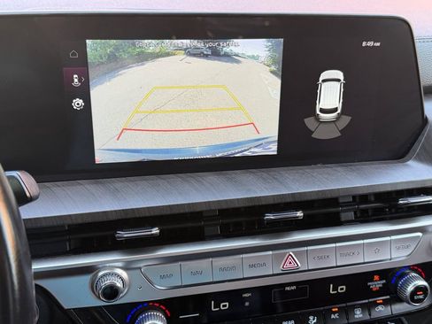 Used 2023 Kia Telluride EX w/ EX Captain's Chair Package FWD image 27