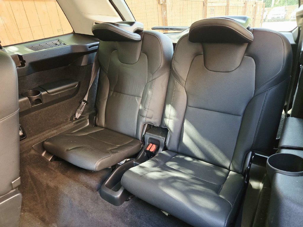 Used 2025 Volvo XC90 B6 Plus w/ Protection Package AWD/4WD image 14