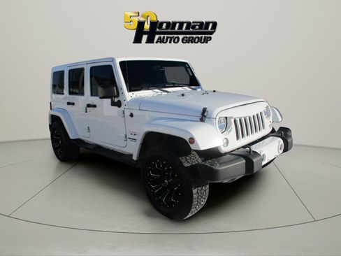 Used 2016 Jeep Wrangler Unlimited Sahara w/ Dual Top Group image 7