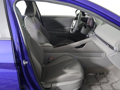 Used 2024 Hyundai Elantra SEL FWD image 24