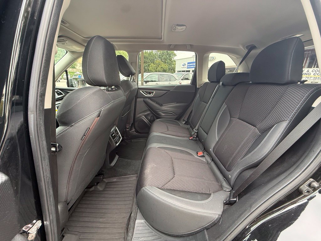 Used 2019 Subaru Forester Premium AWD/4WD image 19