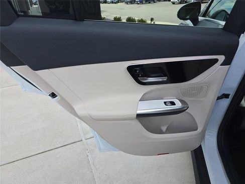 New 2026 Mercedes-Benz GLC 300 4MATIC image 14