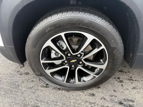 Used 2025 Chevrolet TrailBlazer LT FWD image 29