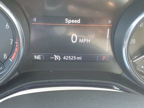 Used 2023 Buick Encore GX Preferred w/ Cold Weather Comfort Package FWD image 20