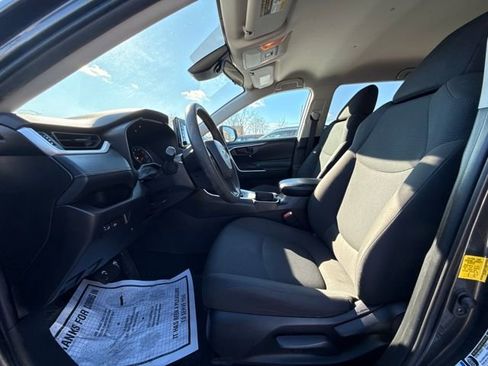 Used 2020 Toyota RAV4 LE w/ All Weather Liner Package image 23
