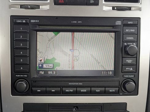 Used 2006 Chrysler 300 C w/ Protection Group II image 12