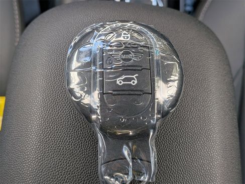 Used 2024 MINI Cooper Convertible image 29