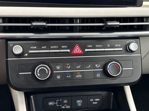 Used 2025 Hyundai Tucson SE FWD image 25