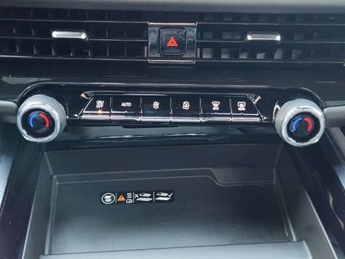 Used 2025 Chevrolet Tahoe RST w/ Comfort Package image 17